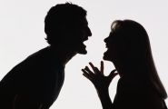 Бьет – значит любит? – «Для тех, кто дома» (видео+аудио)