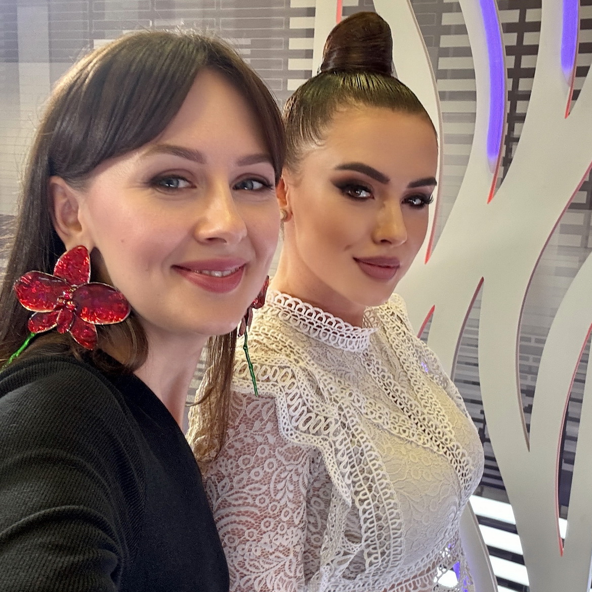 «ОБОЖАЮ РАБОТАТЬ В ОБРАЗОВАТЕЛЬНОЙ СФЕРЕ!» | Юлия ЮРЬЕВА в спецпроекте «Бизнес-план»