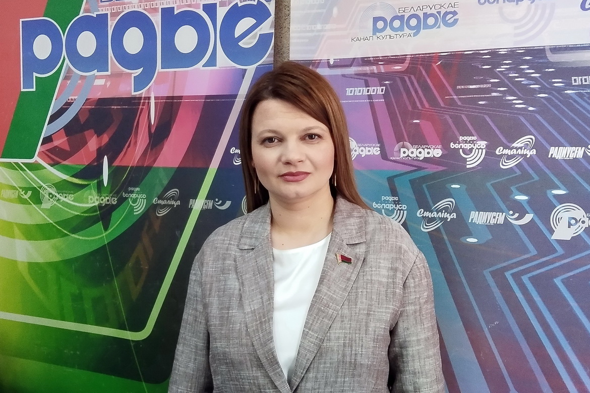 Кузьмина об арт-проекте «Журавли над Беларусью» и других экспозициях в юбилейный год Великой Победы