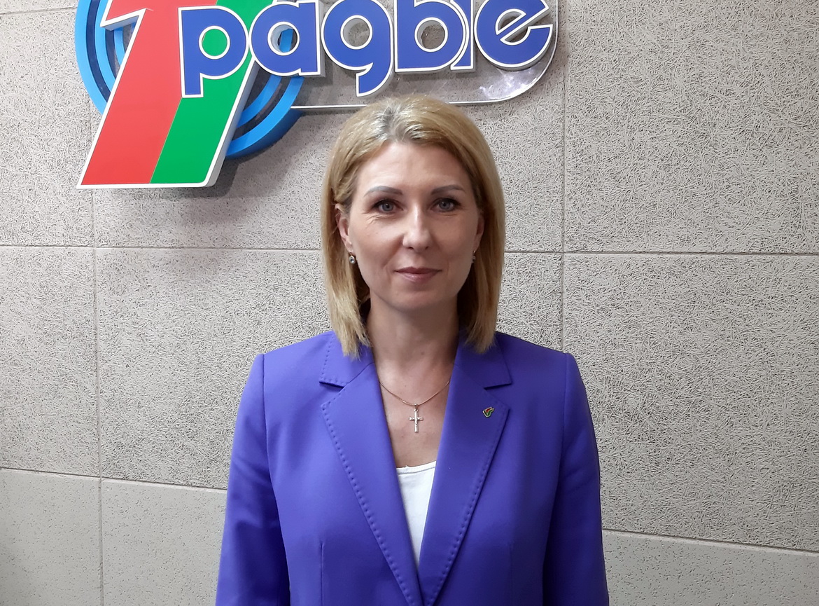 ЧЕМОДАНОВА о «Бацькавай кашулі», партийной дипломатии без границ, инициативах молодёжной «Искры»