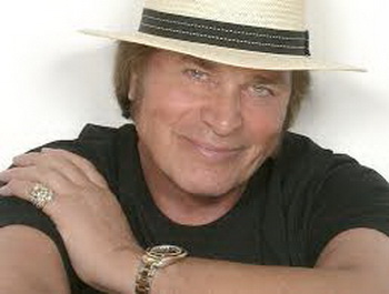“Remember — I Love You” Engelbert Humperdinck -“Мелодыі мінулых гадоў”, 18.11.2016 “Remember — I Love You” Engelbert Humperdinck -“Мелодыі мінулых гадоў”, 18.11.2016