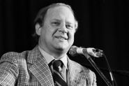 «Валодаў увагай і сэрцамі моладзі...» – «Рэтра» (аўдыё)