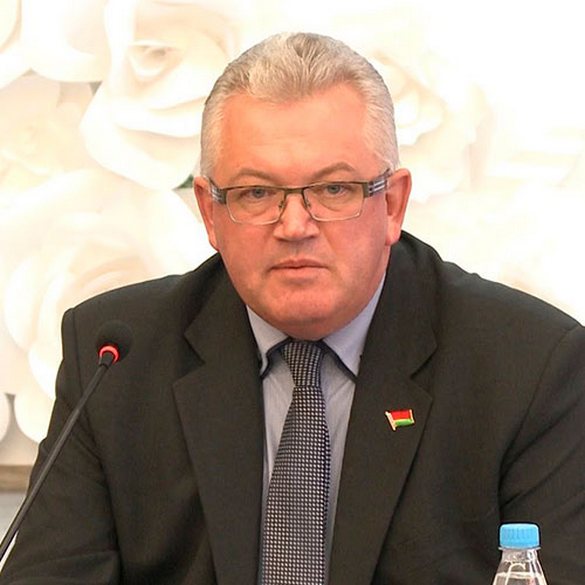 Як абараніць дзяцей ад уздзеяння небяспечных груп у сацыяльных сетках? (аўдыё) Як абараніць дзяцей ад уздзеяння небяспечных груп у сацыяльных сетках? (аўдыё)