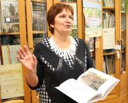 Пра новыя сарты яблык і фундука, Васіля Пашкевіча – беларускага Мічурына, селекцыянераў Сюбаравых і як з'явіліся «дыямент», «красавіта» і «крапач» – «Галерэя», 16.06.2019 (аўдыё)