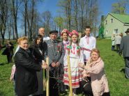 Белорусское радио проводит республиканскую благотворительную акцию “Сад надежды-2016”