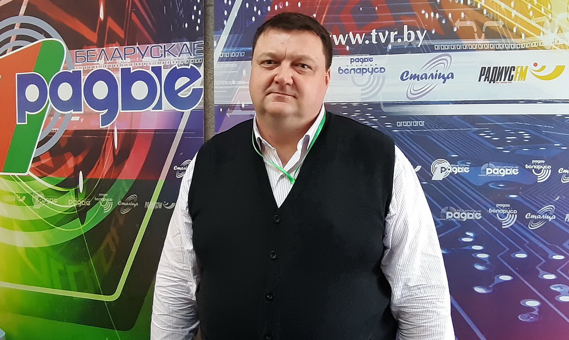 ДОВГАЛЕНОК о ПРАЗДНИКЕ ДЛЯ ЛЮДЕЙ И ЭКЗАМЕНЕ ДЛЯ МЕСТНЫХ ВЛАСТЕЙ – «ВЫТОКАХ»