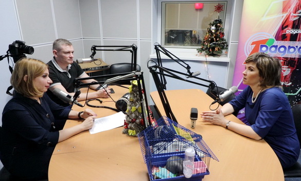 Гостья новогоднего «Радиофакта» – председатель концерна «Беллегпром» Татьяна Лугина (full video version) Гостья новогоднего «Радиофакта» – председатель концерна «Беллегпром» Татьяна Лугина (full video version)