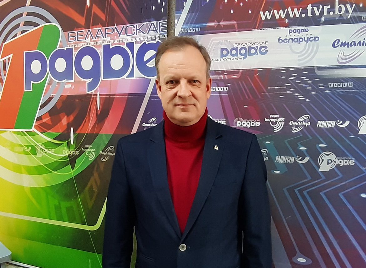 АБМЕРКАВАЦЬ ПРАЕКТ КАНСТЫТУЦЫІ МОЖНА І НА ПЛЯЦОЎЦЫ «БЕЛАЙ РУСІ» (аўдыё)