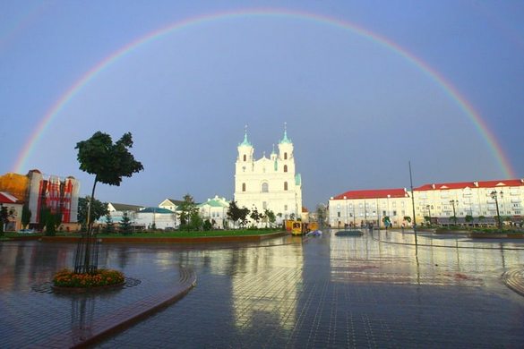 Гродна пасля ўвядзення бязвізавага рэжыму: больш за ўсё турыстаў з Літвы і Польшчы (аўдыё) Гродна пасля ўвядзення бязвізавага рэжыму: больш за ўсё турыстаў з Літвы і Польшчы (аўдыё)