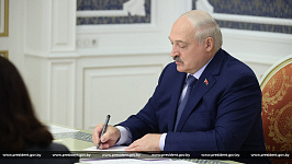 Президент Беларуси Александр Лукашенко собрал совещание по международным вопросам 