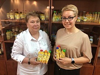 Маларыцкія кансервы ў Кітай - "Свая зямля" 